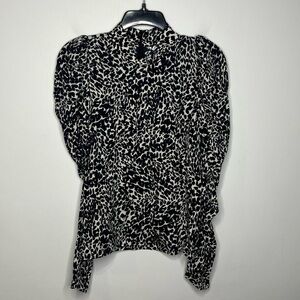 Zara puffed sleeves blouse lightweight new with tags size medium